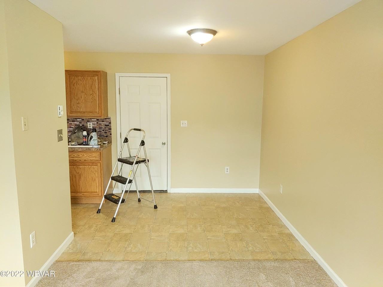 255 Underwood St - Photo 5 of 13