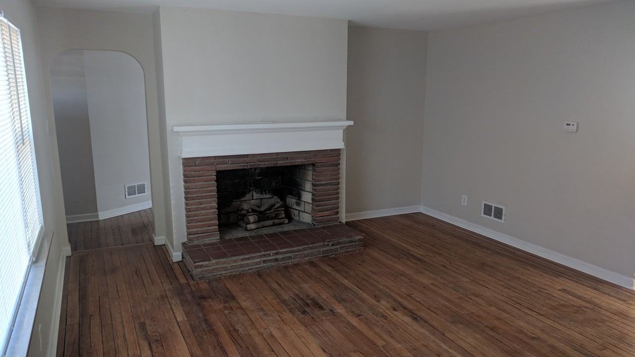 3231 Alpine Pl #1 - Photo 2 of 15