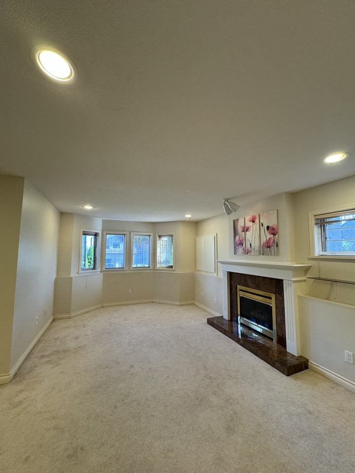 Plateau Blvd & Timber Ct - Photo 4 of 11