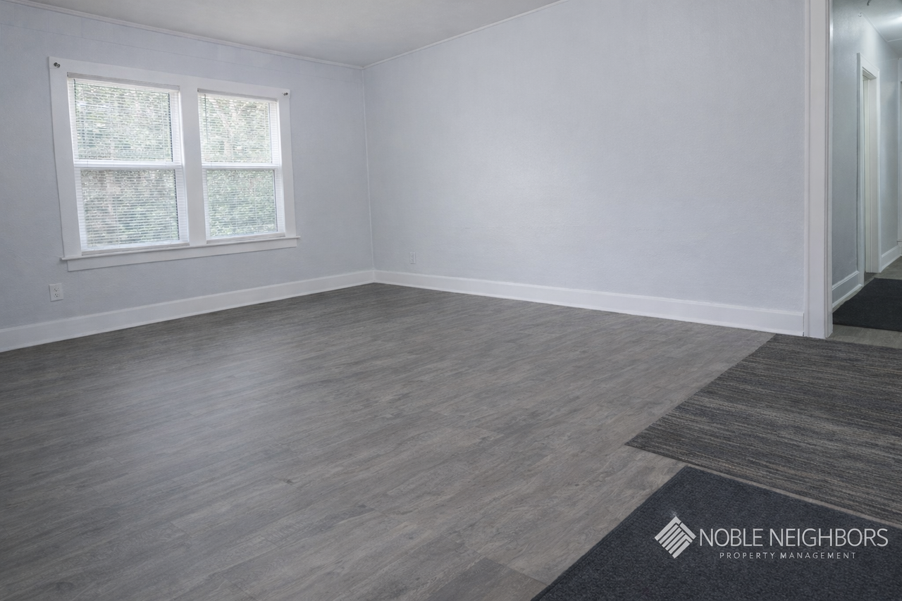10728 Old Kings Rd #1 - Photo 3 of 8