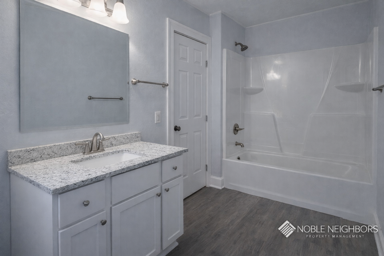 10728 Old Kings Rd #1 - Photo 6 of 8