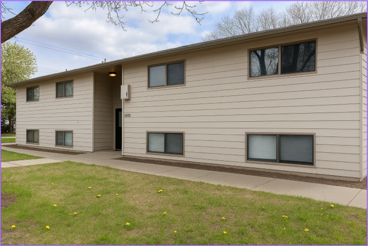 Holiday Manor (HOL4205) - Photo 2 of 15