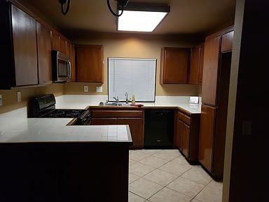 1582 Fox Run - Photo 2 of 13