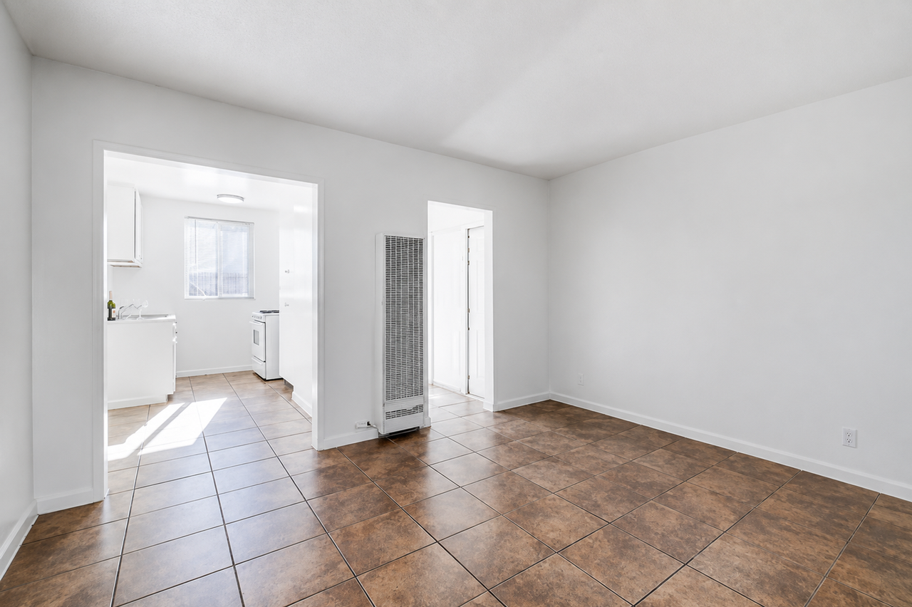 15001 CRENSHAW BLVD. - Photo 2 of 19