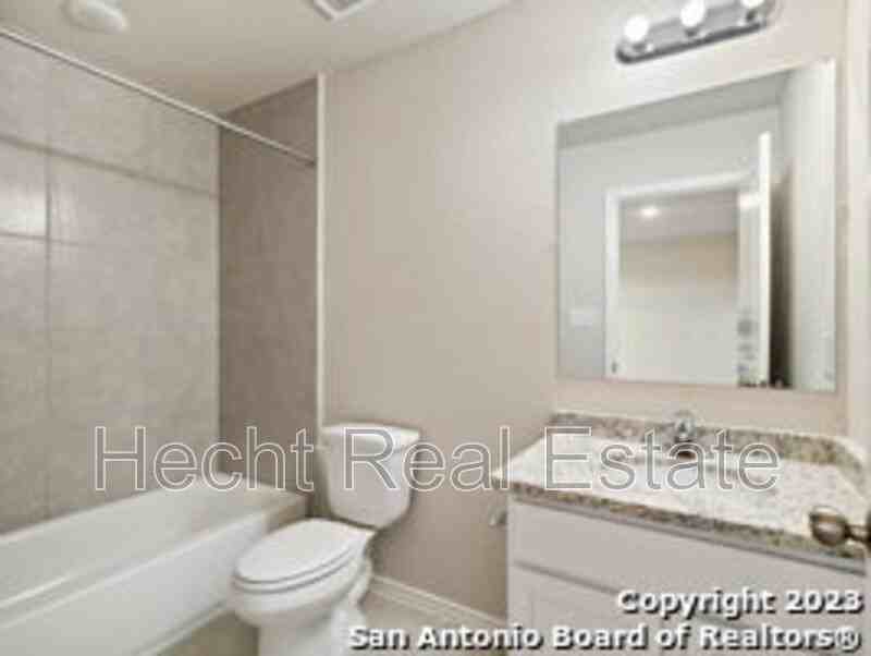 9919 Grove Mist - Photo 4 of 24