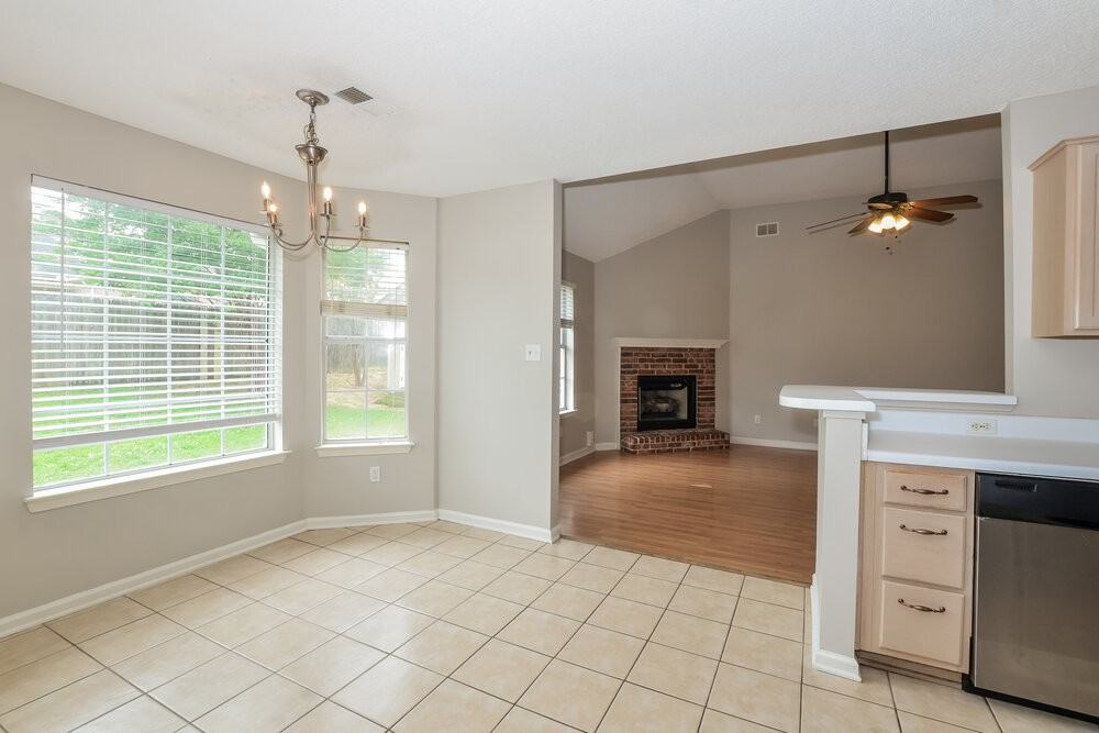 6967 Naples Dr - Photo 7 of 16