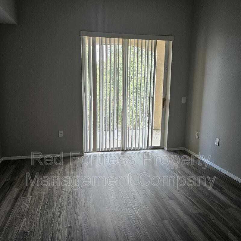9005 Colby Dr #1920 - Photo 5 of 6