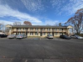 featured image of 320 Hamilton Dr Ne