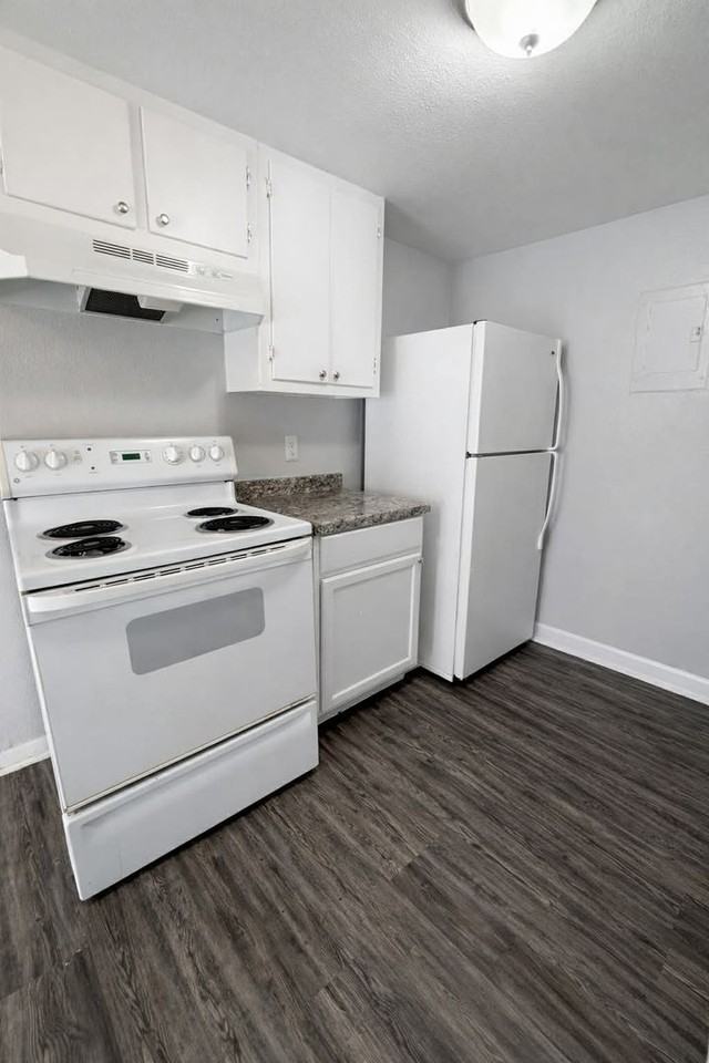 Valhalla Apartments 6730 Everhart Rd. Corpus Christi, TX 78413 - Photo 7 of 7
