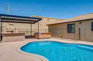 featured image of 720 E Lester St