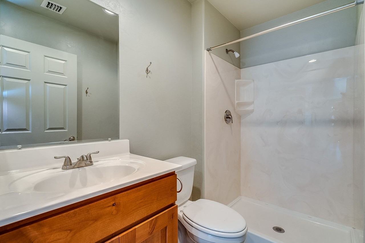 720 E. Lester St. - Photo 6 of 12