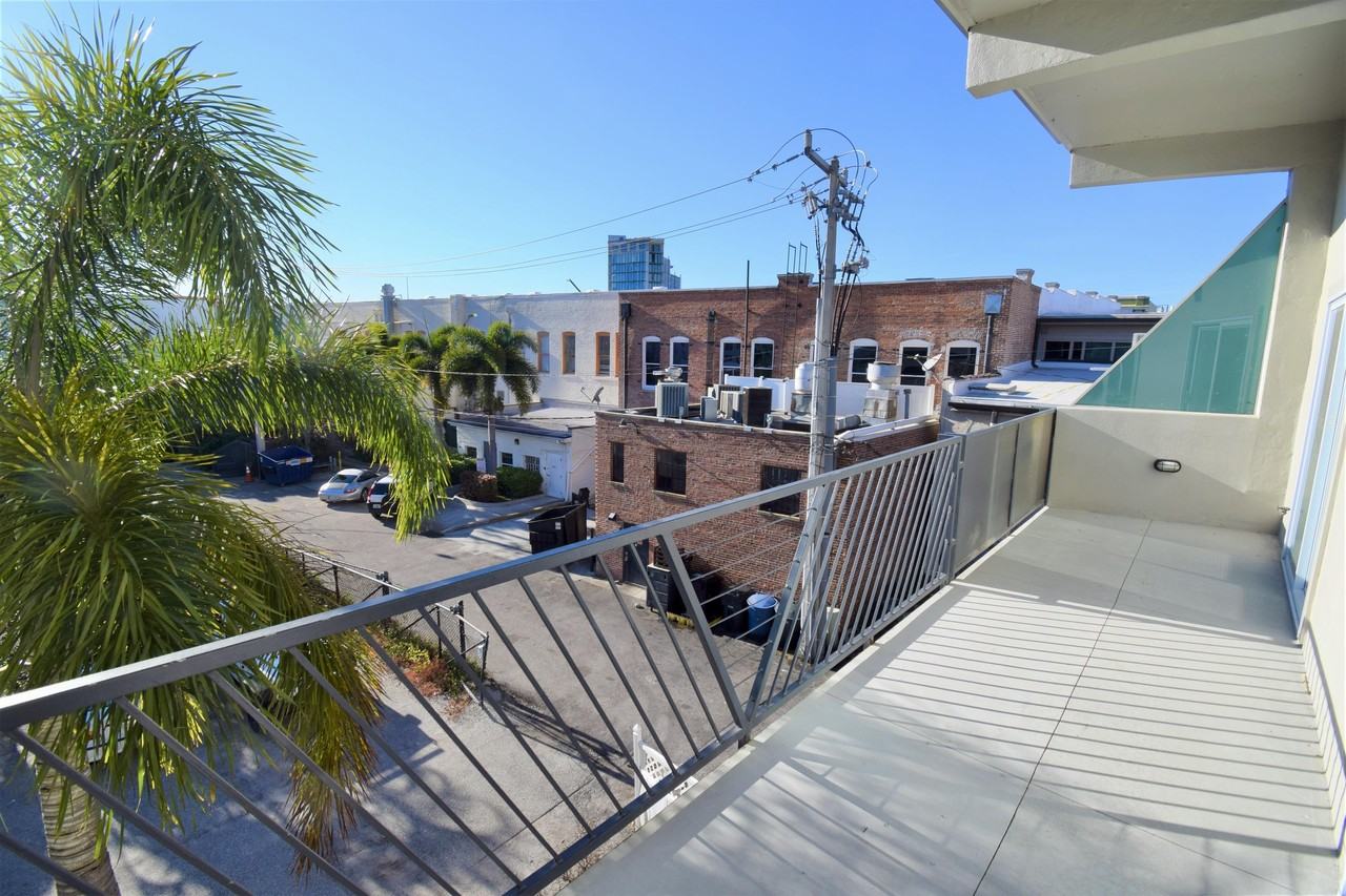 1520 Jackson Street - Photo 7 of 20