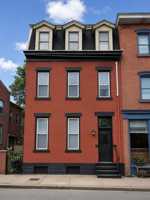 featured image of 1608 Lowrie St