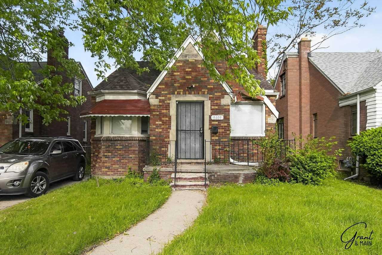 9409 Balfour Rd - Photo 2 of 21