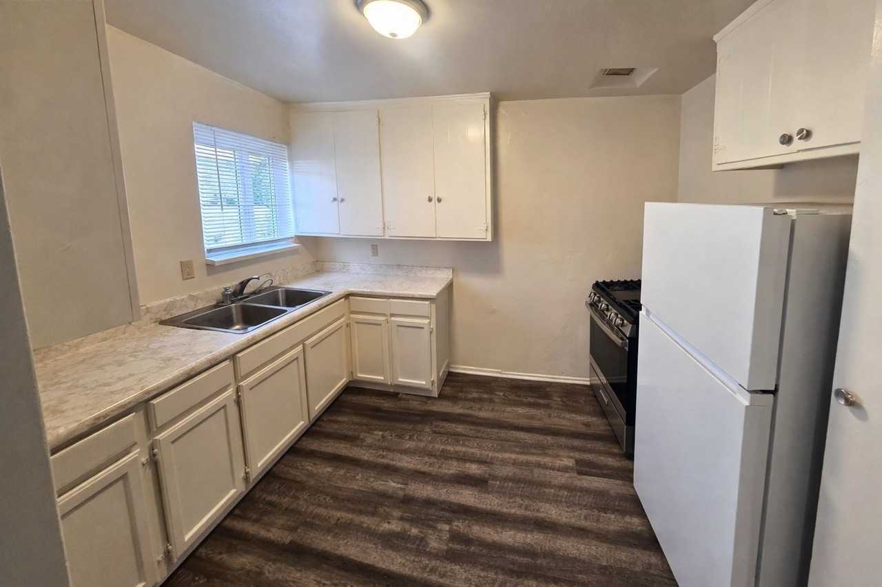 3950 Nicolet Ave. - Photo 2 of 6
