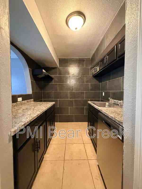 9550 Deering Dr #509 - Photo 5 of 24