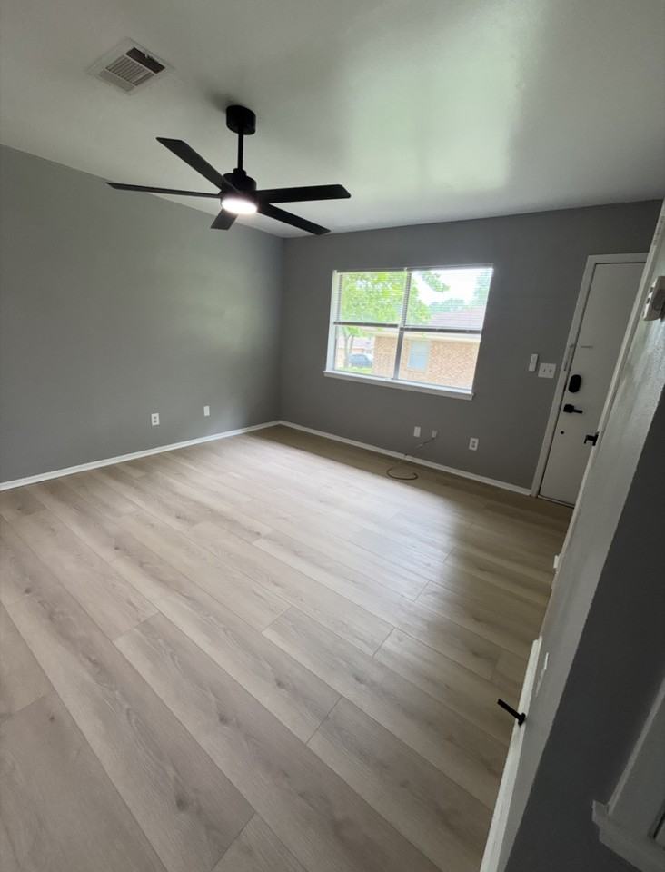 822 Main Street - Photo 2 of 10