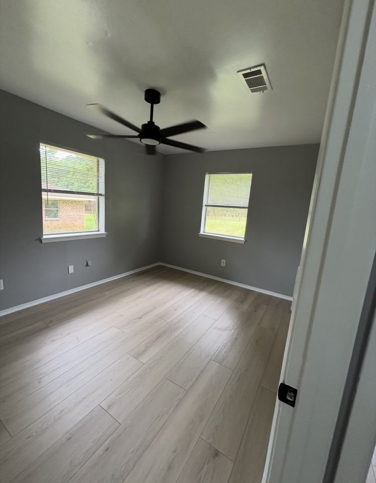 822 Main Street - Photo 6 of 10