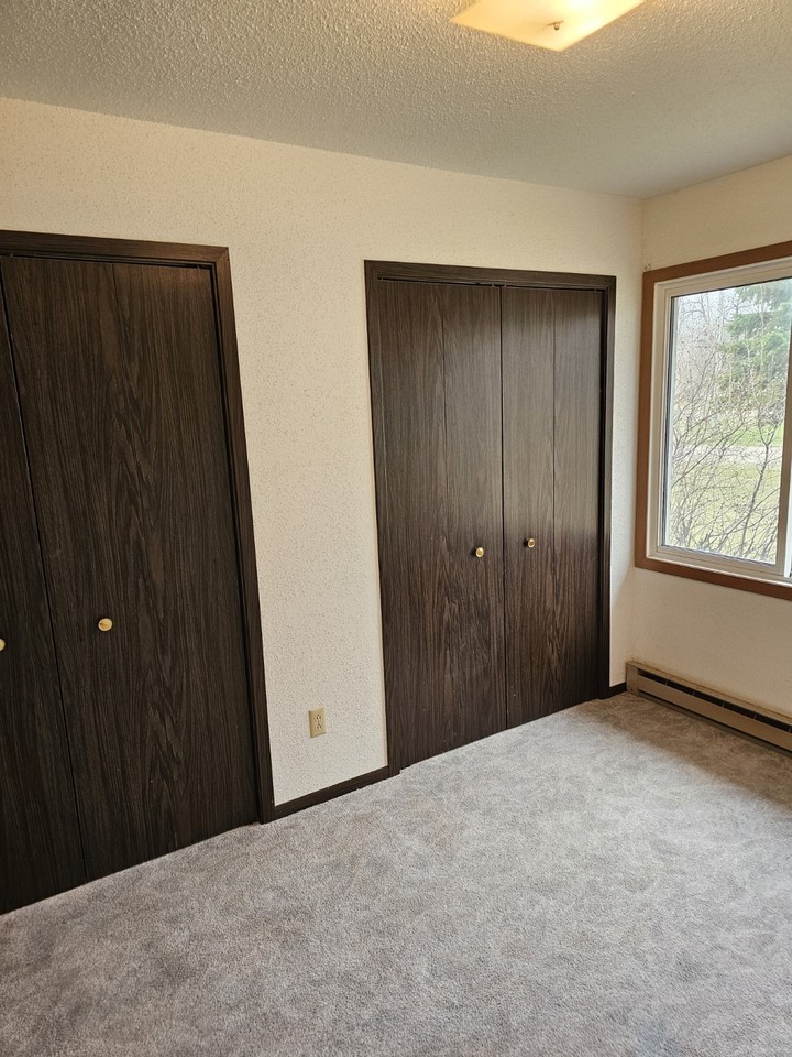 Edmore Apts - Photo 7 of 10