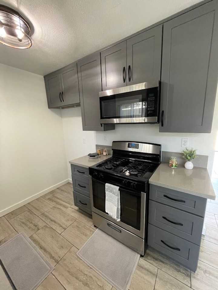 9330 Palm St #A - Photo 2 of 11