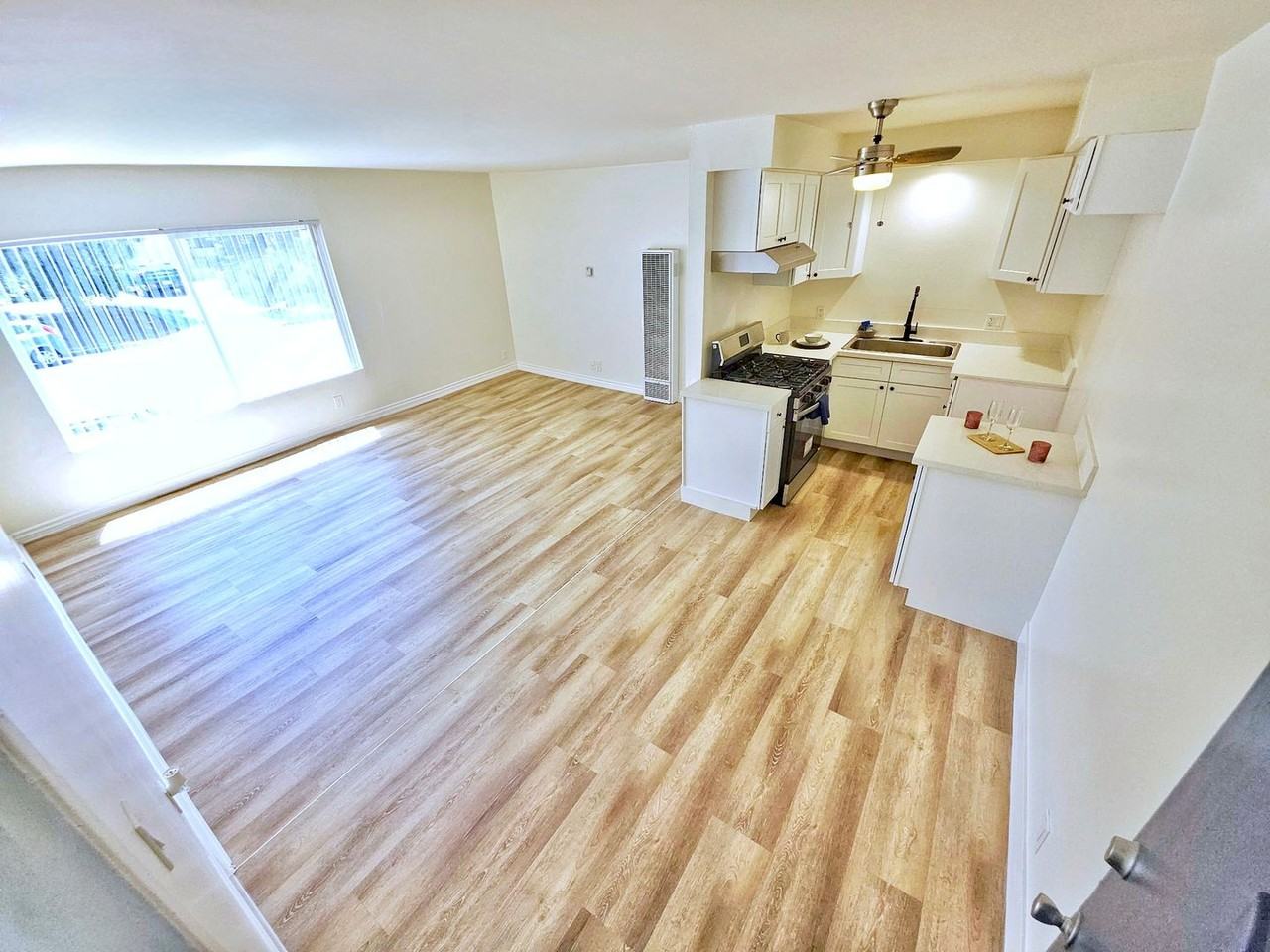 Redondo Apartments - Photo 2 of 20
