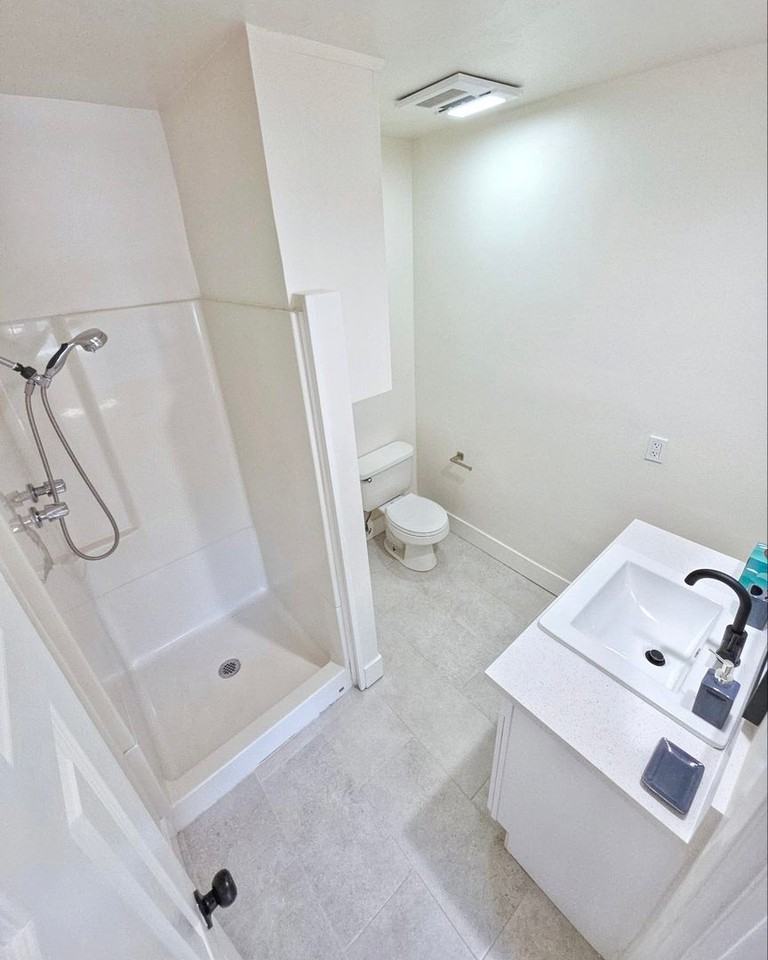 Redondo Apartments - Photo 7 of 20