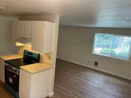 featured image of 10619 E Riverside Dr