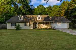 featured image of 585 Mountainview Dr