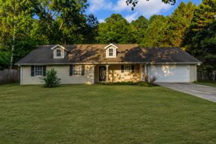 585 Mountainview Dr - Photo 1 of 1