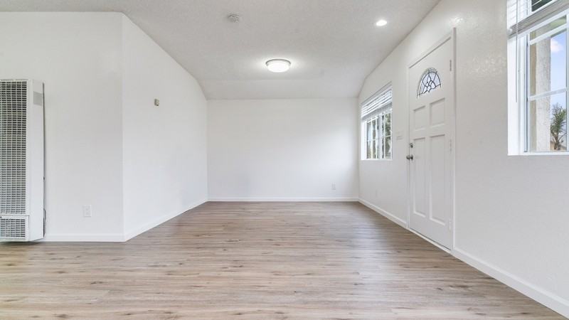 4161 39th St - Photo 3 of 17