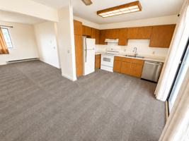 featured image of 1537 Westchester Sq E