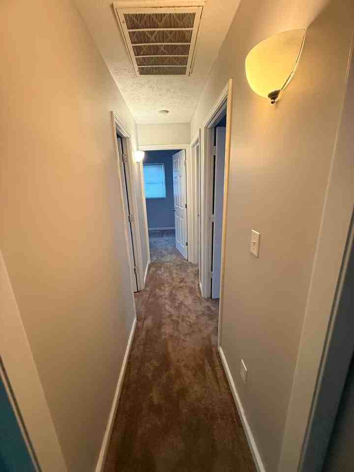 2 Philip Ct - Photo 7 of 13