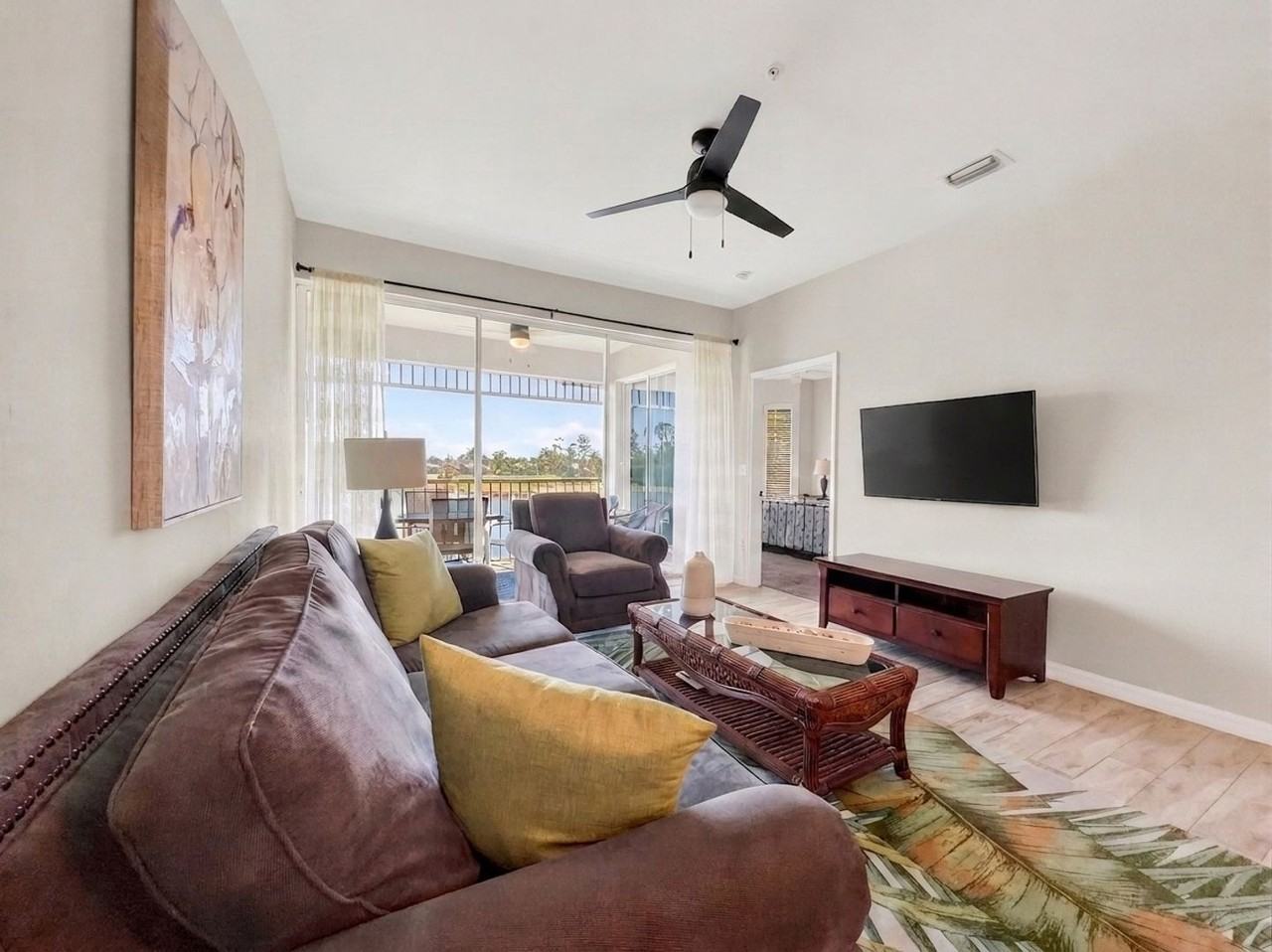 7895 Mahogany Run Ln - Photo 5 of 36