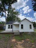 featured image of 703 Texas St