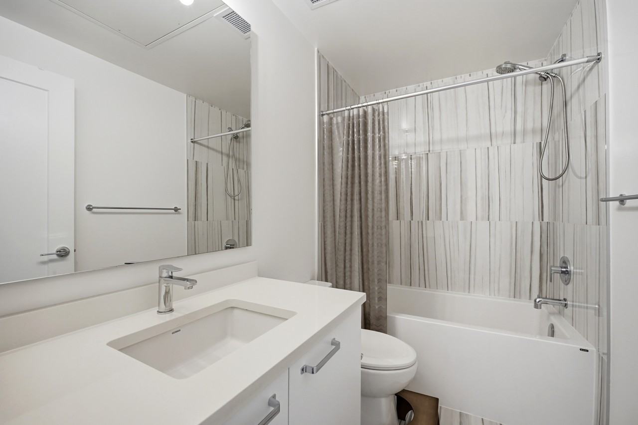 18811 72 Avenue #305 - Photo 7 of 25