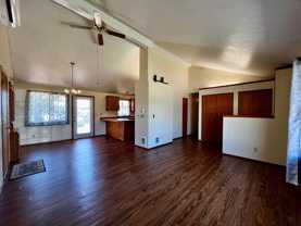 7410 W Walnut St - Photo 1 of 1
