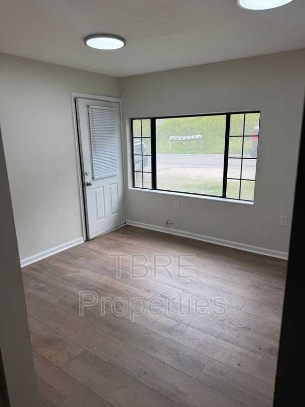 6785 Mud River Rd #MAIN - Photo 5 of 6