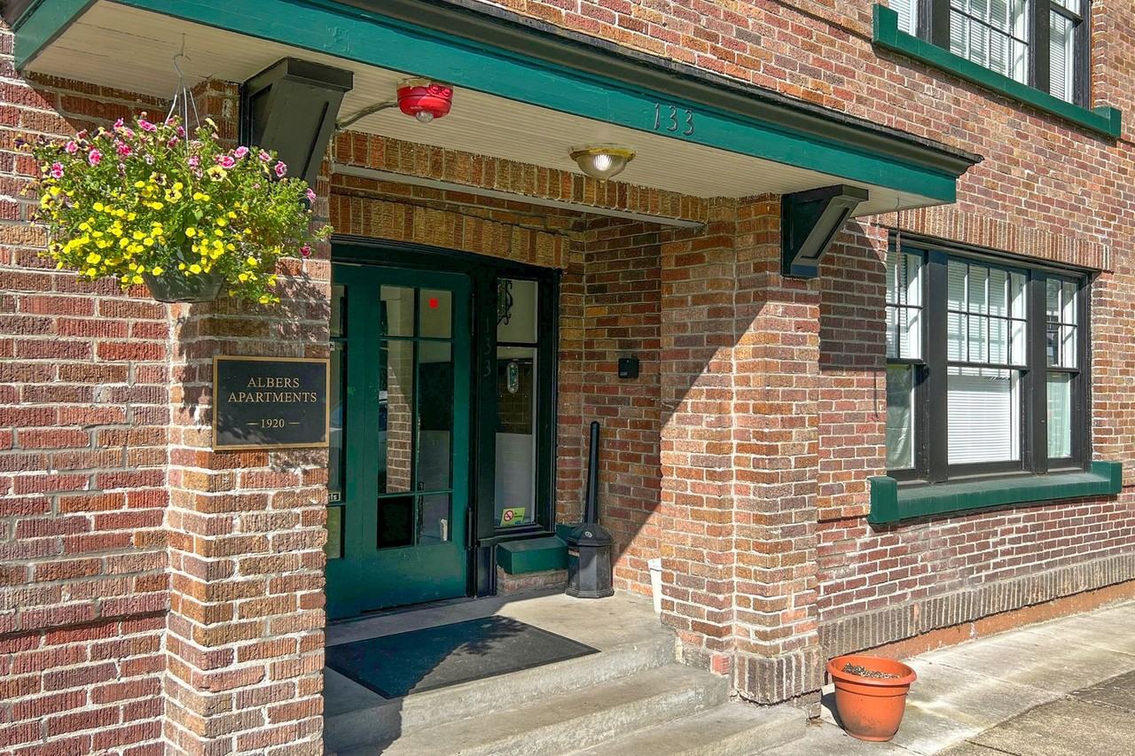 434 - Albers Apartments - Photo 2 of 24