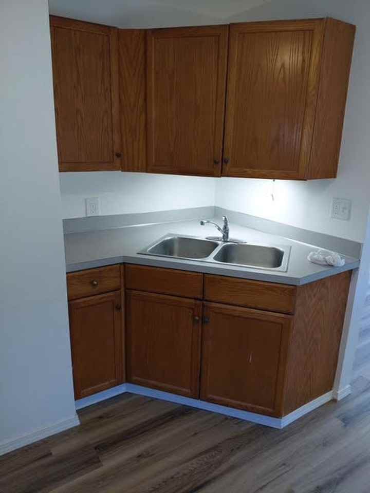 434 - Albers Apartments - Photo 4 of 24