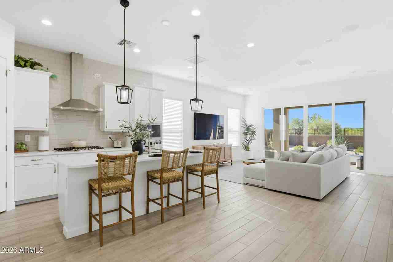 21718 N 58th St - Photo 3 of 23