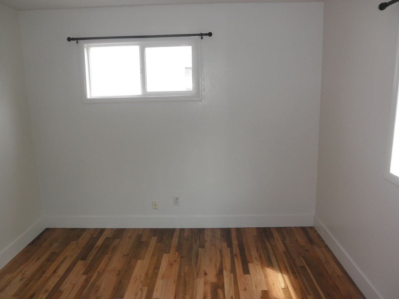 1118 3rd St Nw - Photo 3 of 10