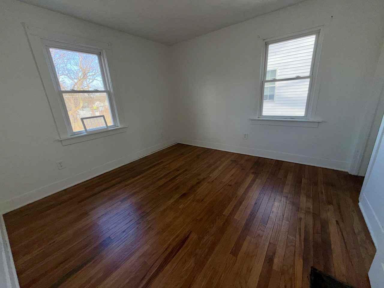 3403 Rust Ave - Photo 3 of 18