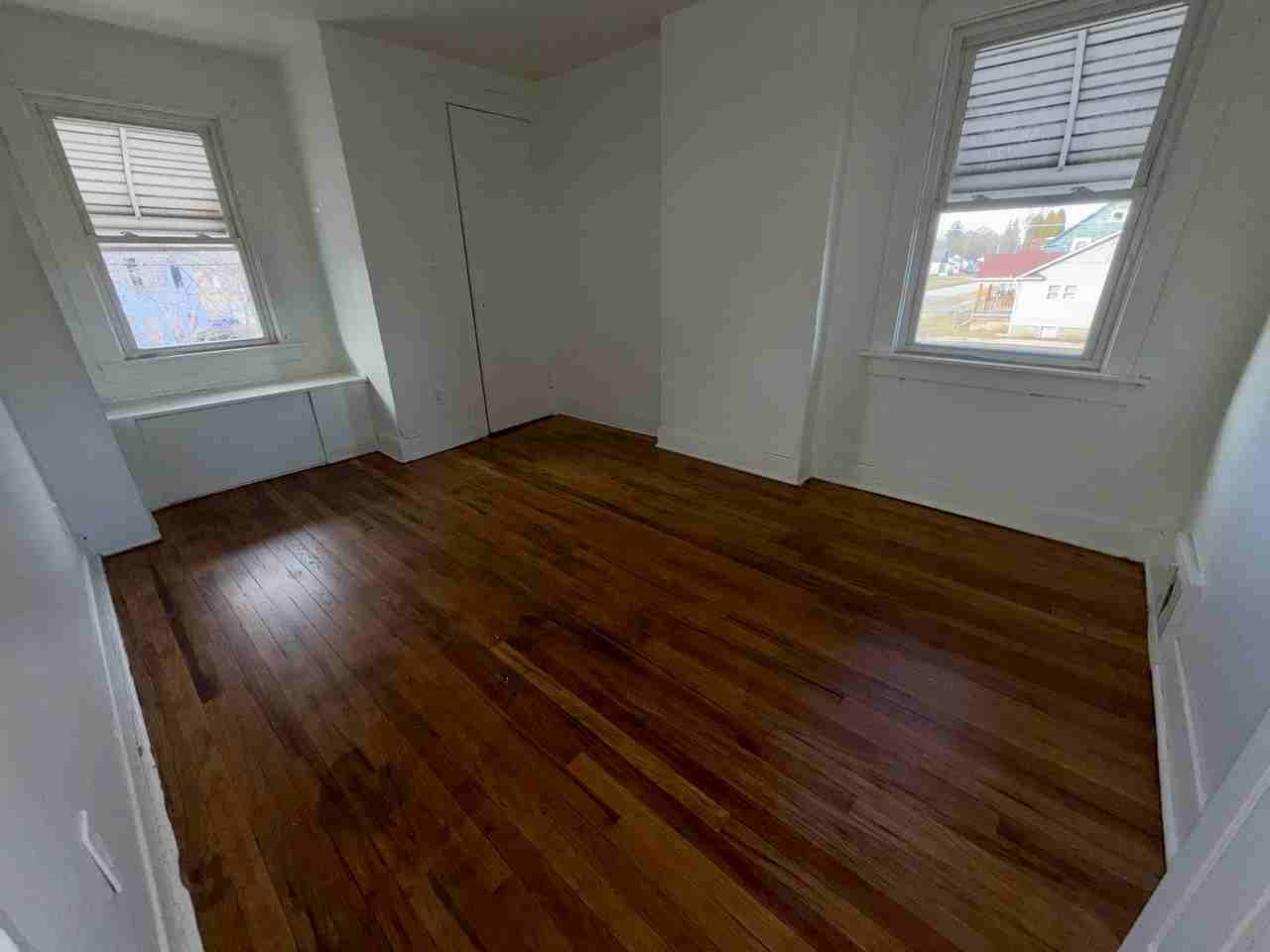 3403 Rust Ave - Photo 4 of 18