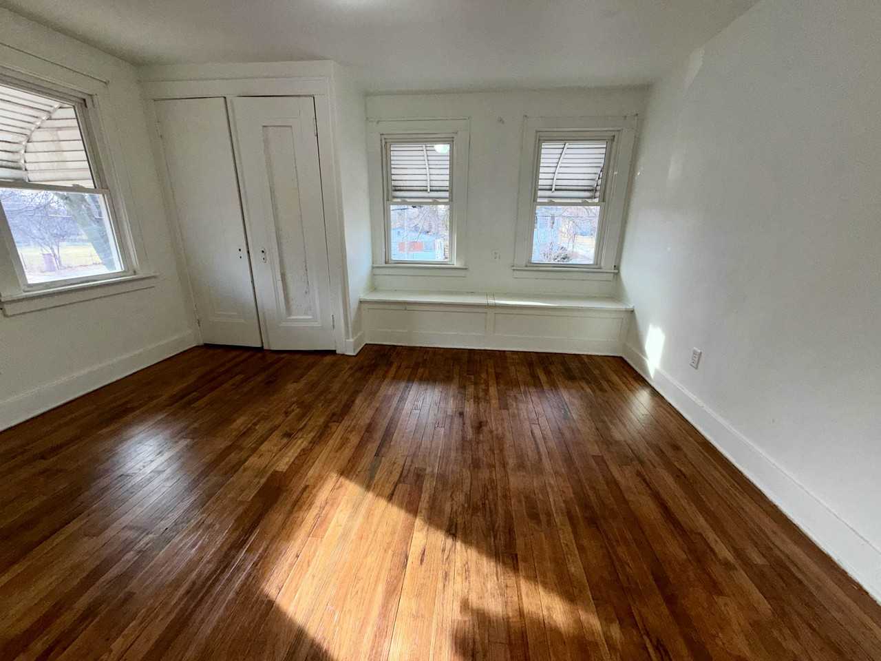 3403 Rust Ave - Photo 7 of 18
