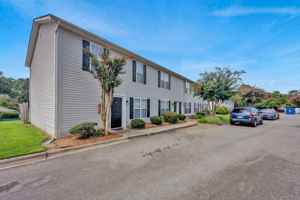 featured image of 500 Jackson Park Rd