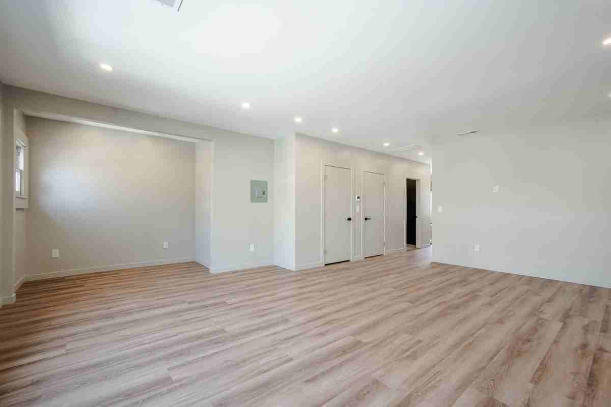 10 Esperanza Ave ##12 - Photo 7 of 43