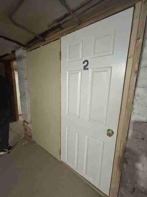 90 Quequechan St - Photo 5 of 16