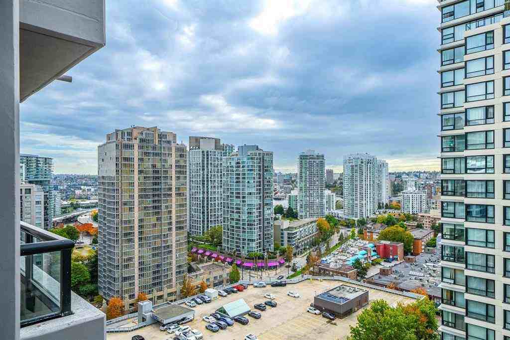 Mainland St & Smithe St #2105 - Photo 3 of 21