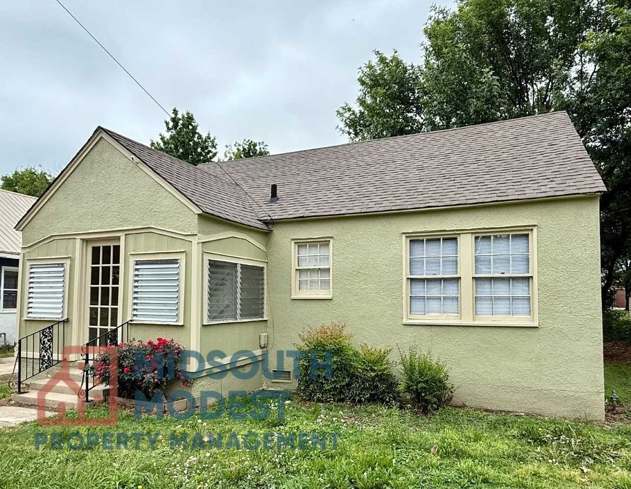 509 E Main St - Photo 3 of 38