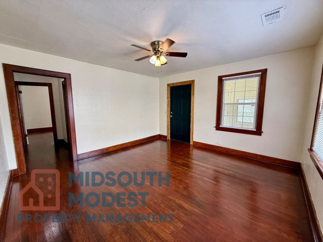 509 E Main St - Photo 6 of 38